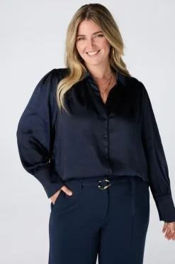 Blouse aspect satin