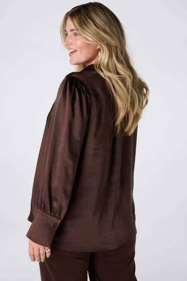 Blouse aspect satin