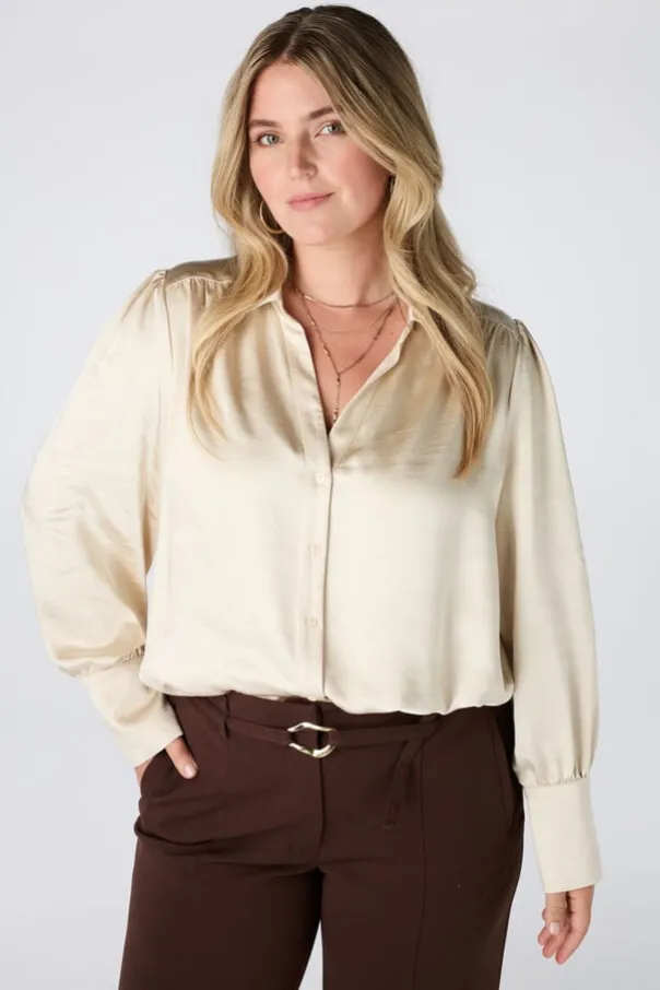 Blouse aspect satin
