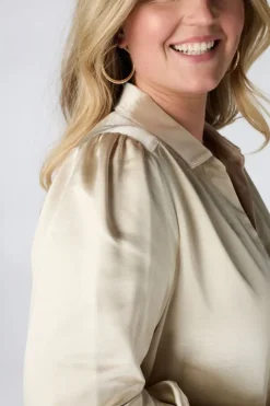 Blouse aspect satin