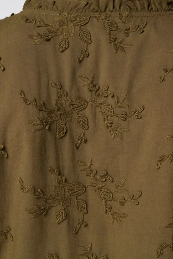 Blouse avec broderies