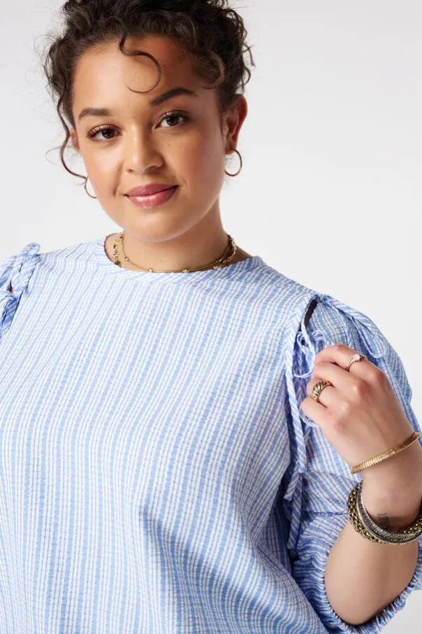 Blouse avec manches bouffantes