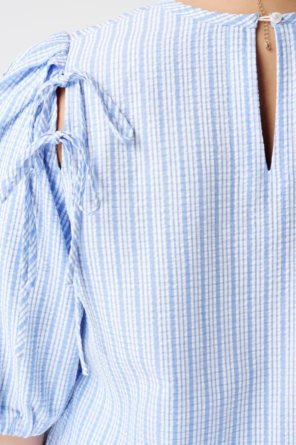 Blouse avec manches bouffantes