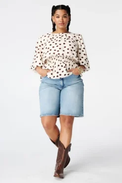 Blouse cintrée à pois