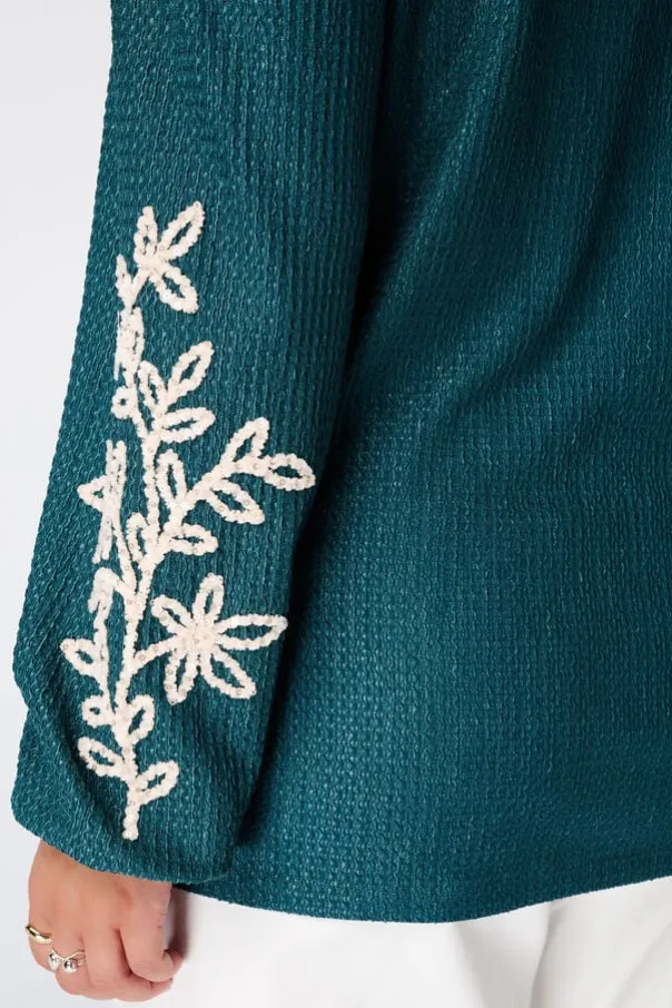 Haut avec broderie