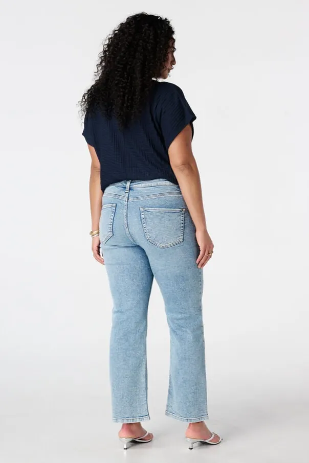 Jean straight leg à taille mi-haute