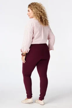 Legging avec boutons décoratifs