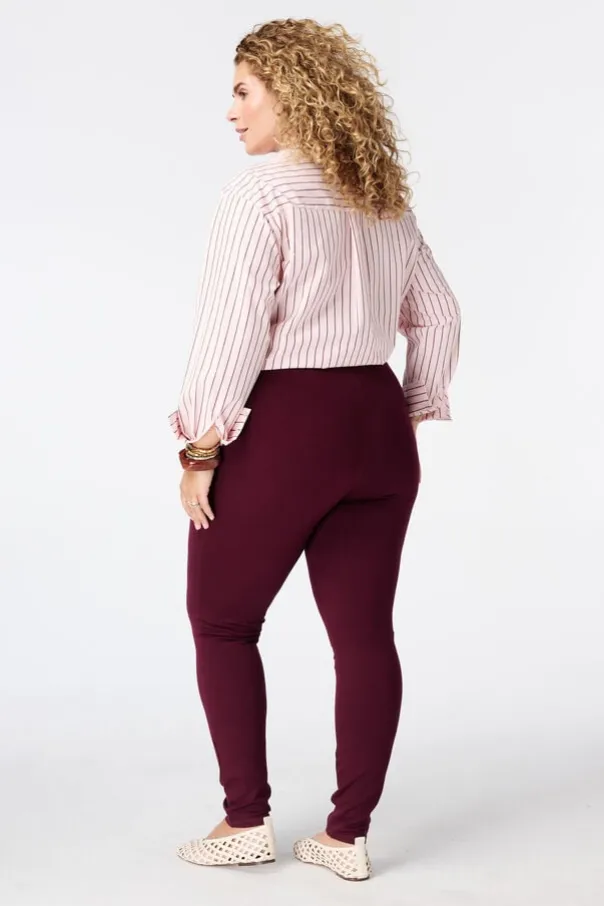Legging avec boutons décoratifs