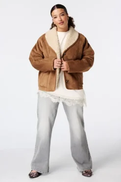 Manteau aspect suédine avec col en teddy