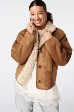 Manteau aspect suédine avec col en teddy