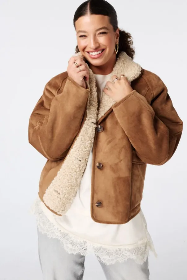 Manteau aspect suédine avec col en teddy