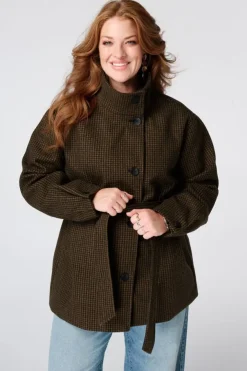 Manteau à carreaux avec col montant