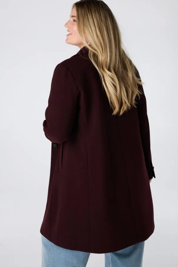 Manteau court à boutons