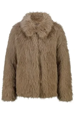 Manteau en fausse fourrure