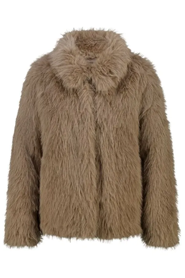 Manteau en fausse fourrure