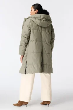 Manteau long matelassé avec capuche