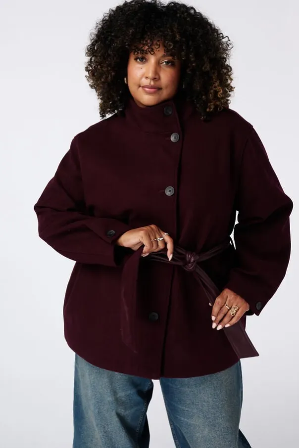 Manteau mi long avec col montant