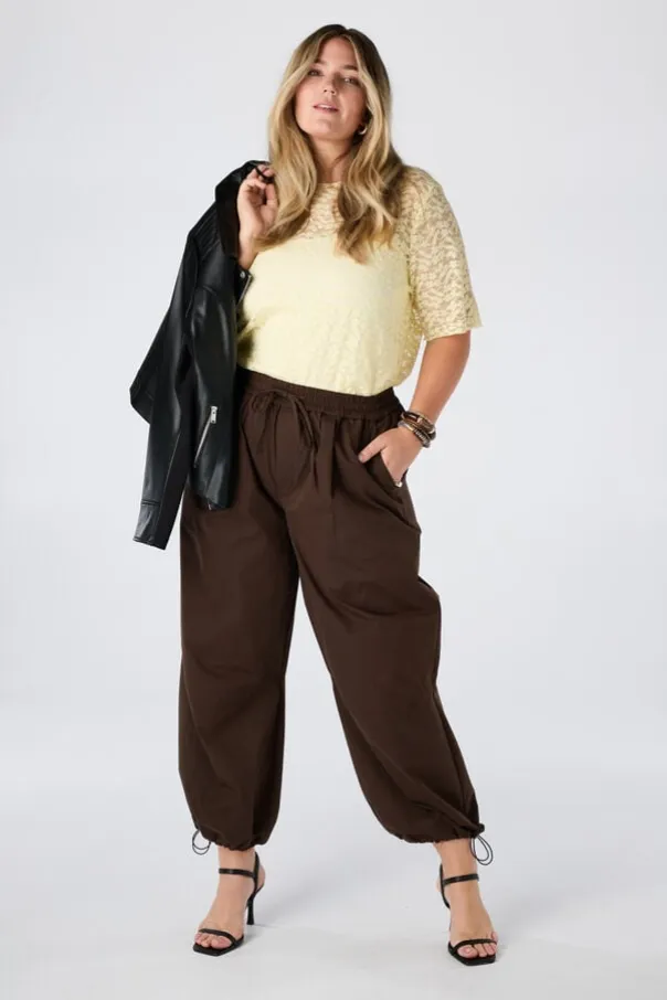 Pantalon barrel avec cordon de serrage