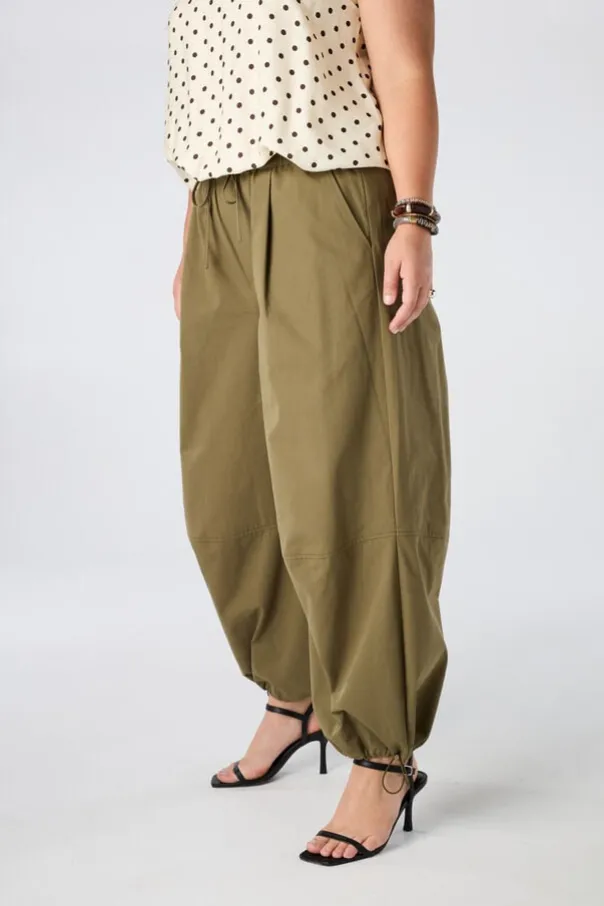 Pantalon barrel avec cordon de serrage