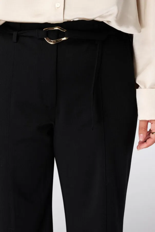 Pantalon droit avec ceinture