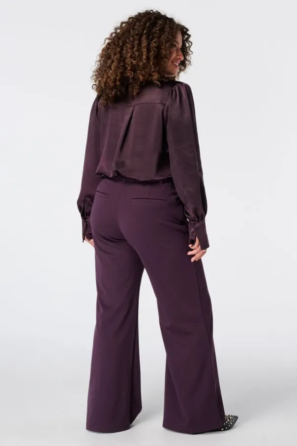 Pantalon droit avec ceinture