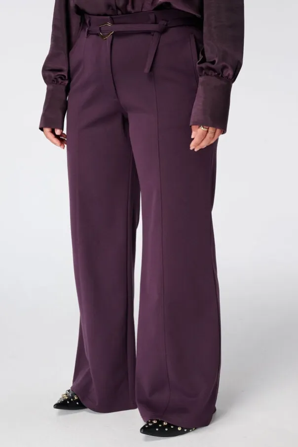 Pantalon droit avec ceinture