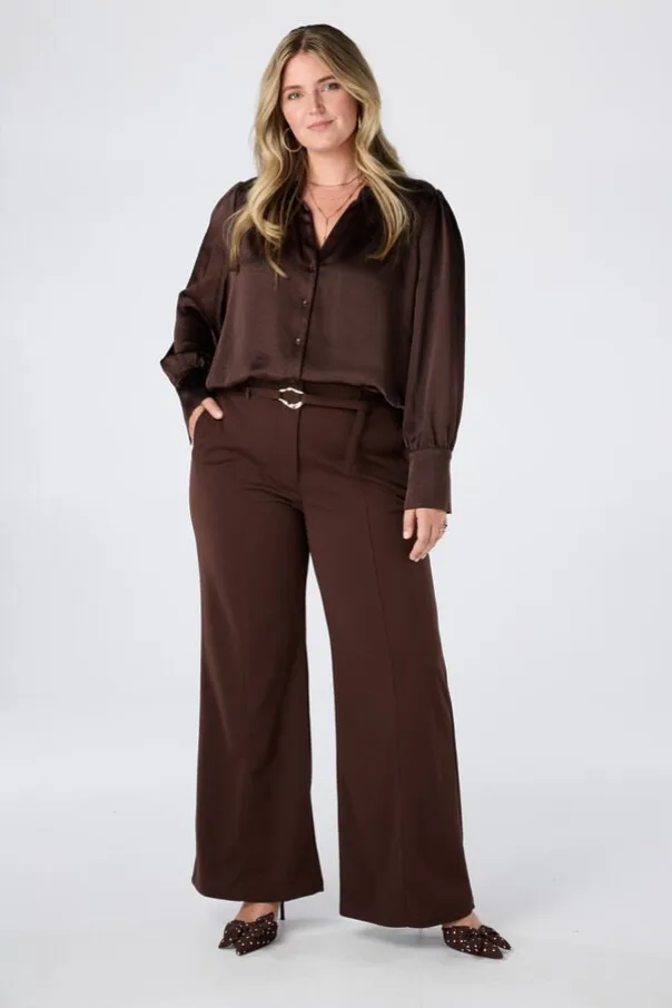 Pantalon droit avec ceinture