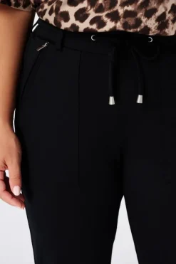 Pantalon fuselé à taille élastique