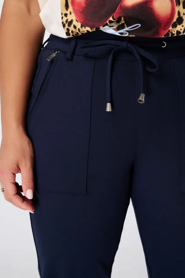 Pantalon fuselé à taille élastique