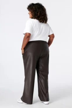 Pantalon large en similicuir