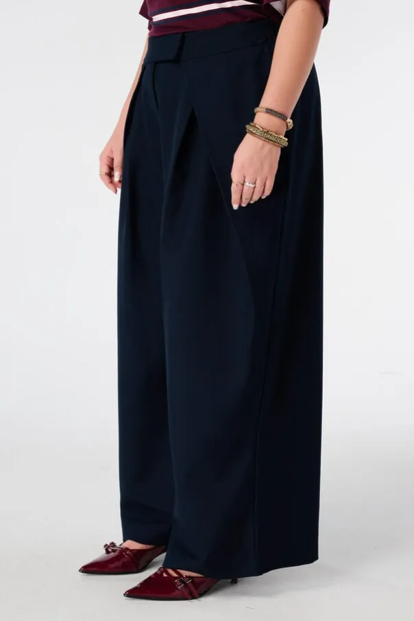 Pantalon large à plis