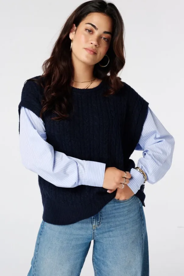Pull avec manches de blouse contrastantes