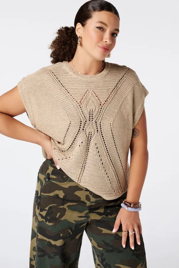 Pull en crochet à manches courtes