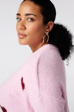 Pull à motif cœurs