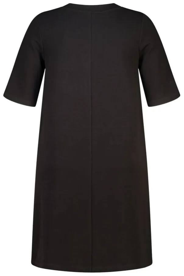 Robe à fermeture boutonnée