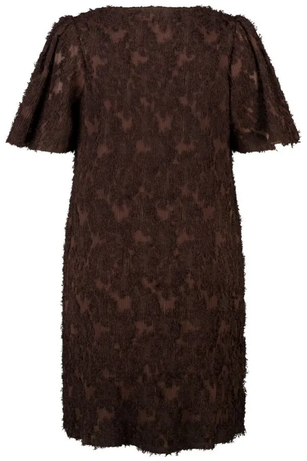 Robe à manches bouffantes