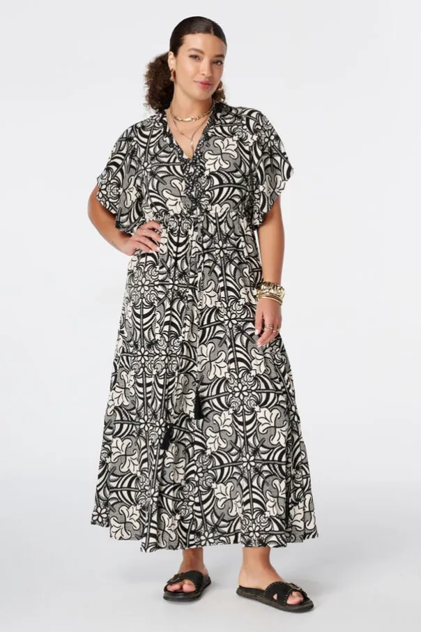 Robe maxi à manches papillon