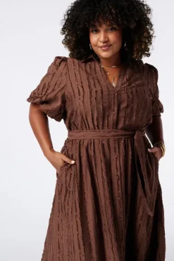 Robe midi à ceinture