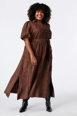 Robe midi à ceinture