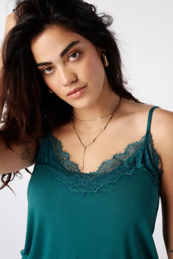 Top avec dentelle