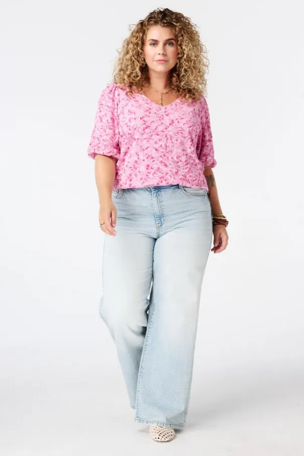 Top avec détails en dentelle