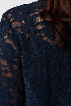 Top en dentelle