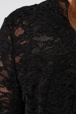 Top en dentelle à col en V