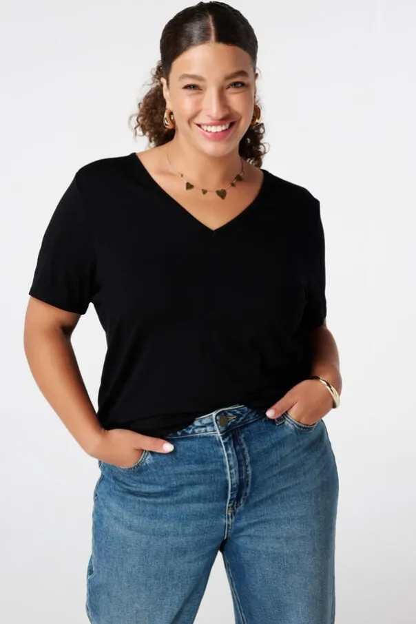 T-shirt à col en V
