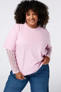 T shirt à manches en dentelle