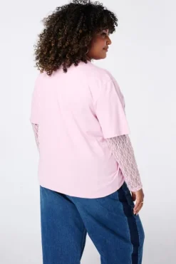 T shirt à manches en dentelle
