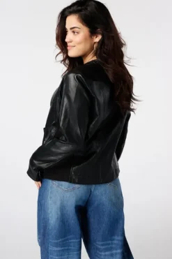 Veste en similicuir