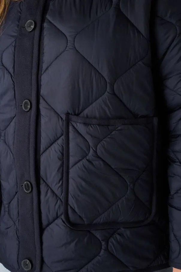 Veste légèrement matelassée
