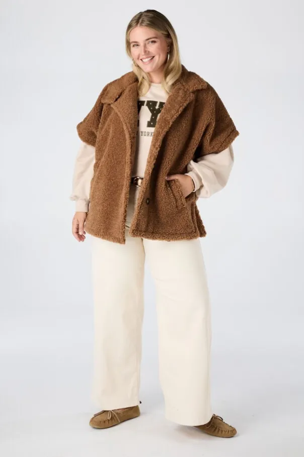 Veste teddy à manches courtes